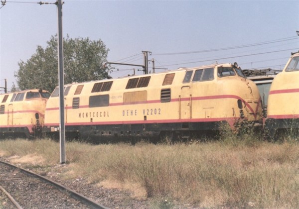 V200 30 juillet 1990 avignon depot